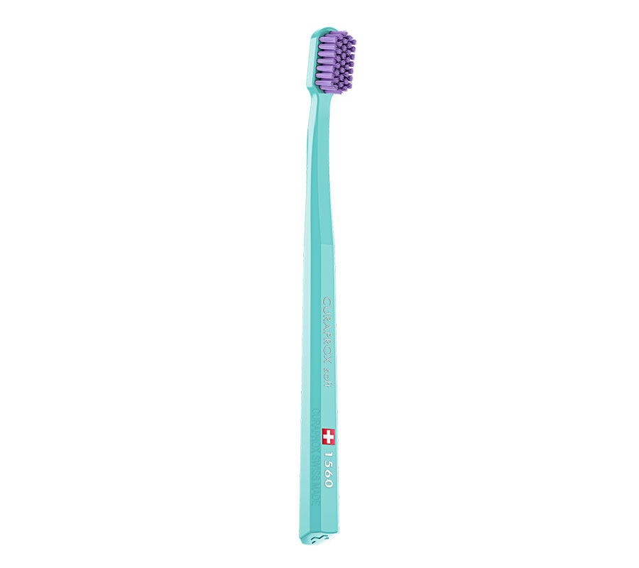Набор зубных щеток Curaprox CS 1560 Soft (2 шт.), (бирюзовая и фиолетовая)
