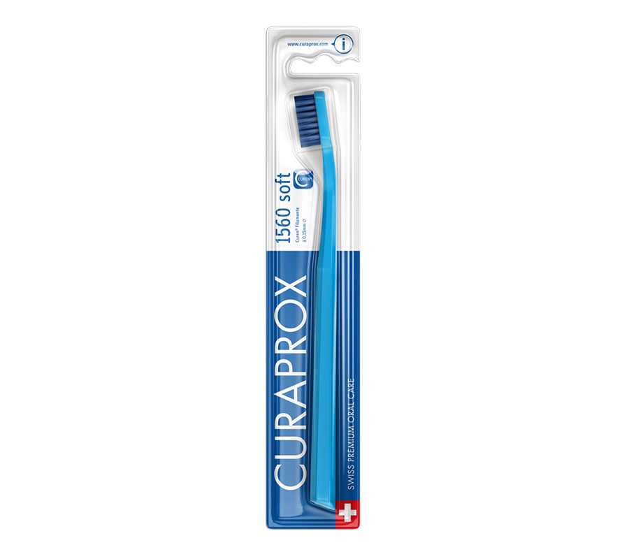 Набор зубных щеток Curaprox CS 1560 Soft (2 шт.), (синяя и фиолетовая)